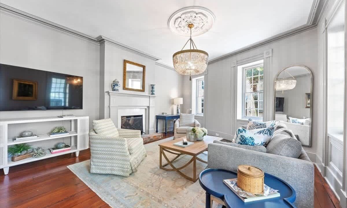 Photo of Bedroom in Charleston Historic District