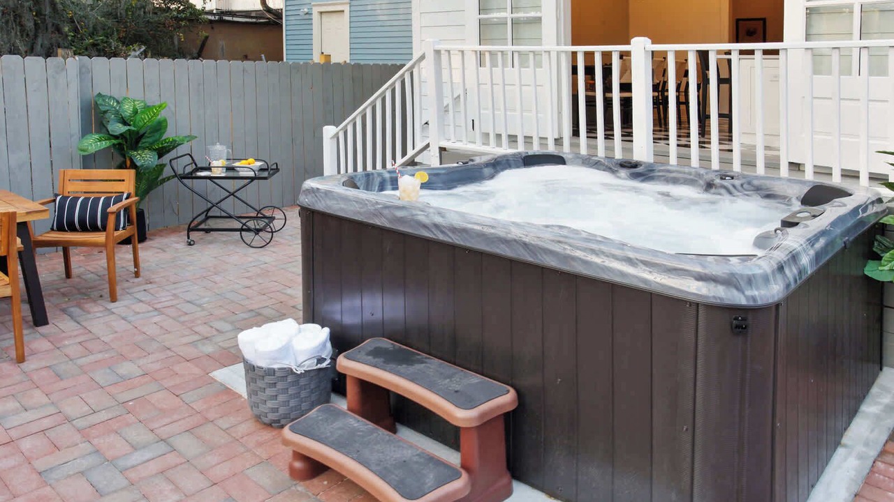 Photo of Outdoor in Savannah Victorian District