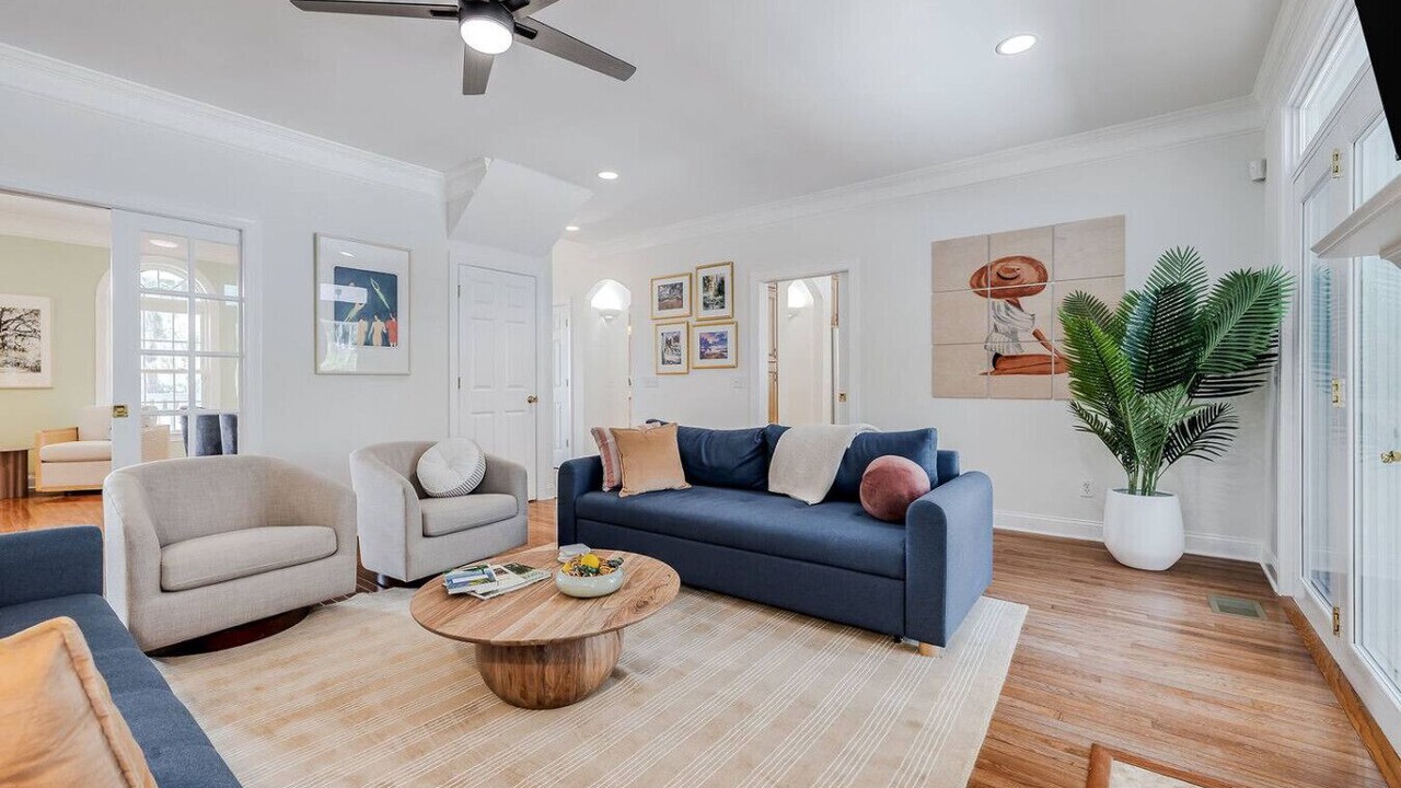 Photo of Livingroom in Savannah