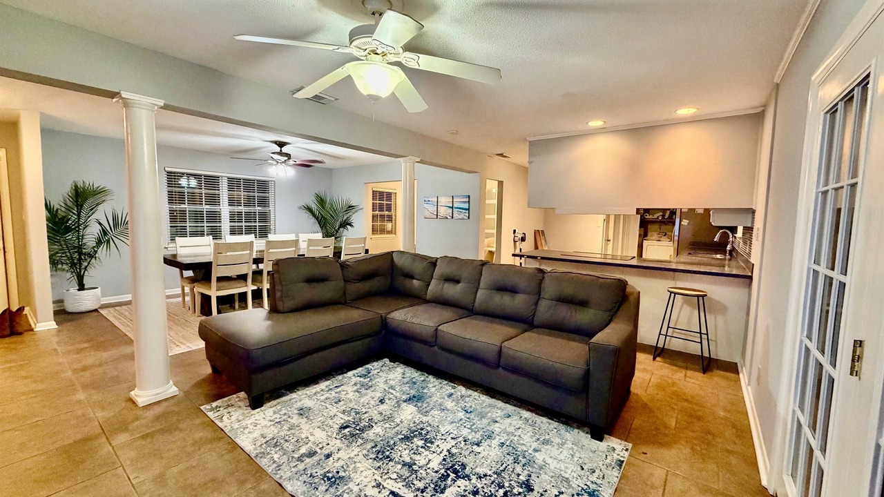 Photo of Livingroom in Savannah
