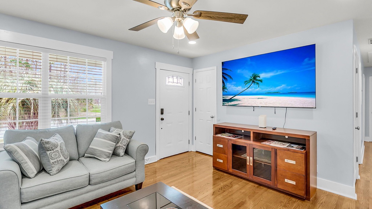 Photo of Livingroom in North Charleston