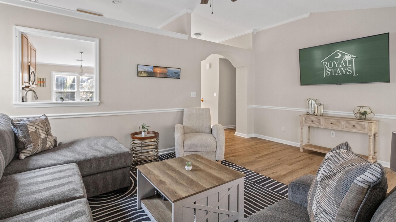 Photo of Livingroom in North Charleston