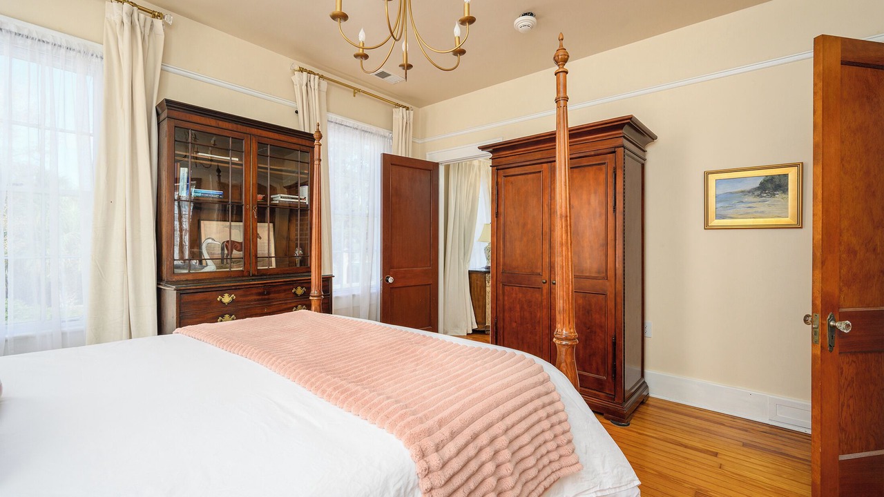 Photo of Bedroom in The Old Commons