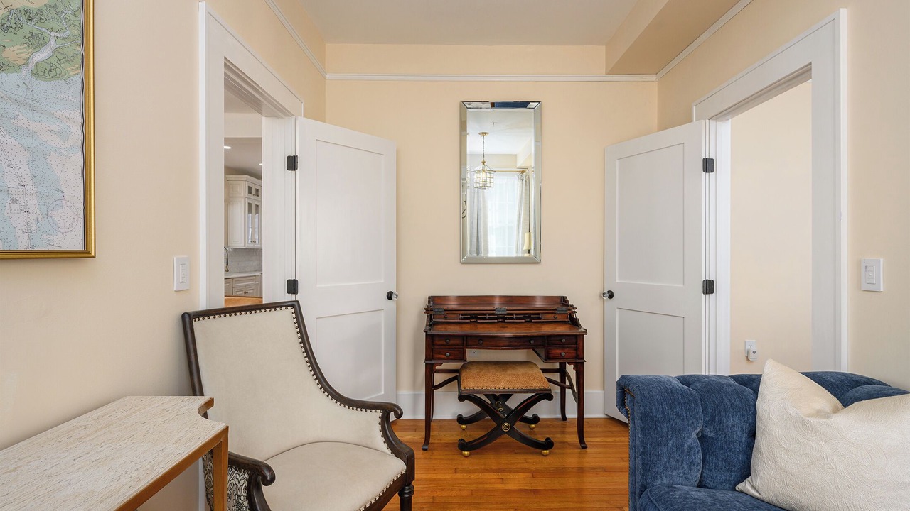 Photo of Livingroom in The Old Commons