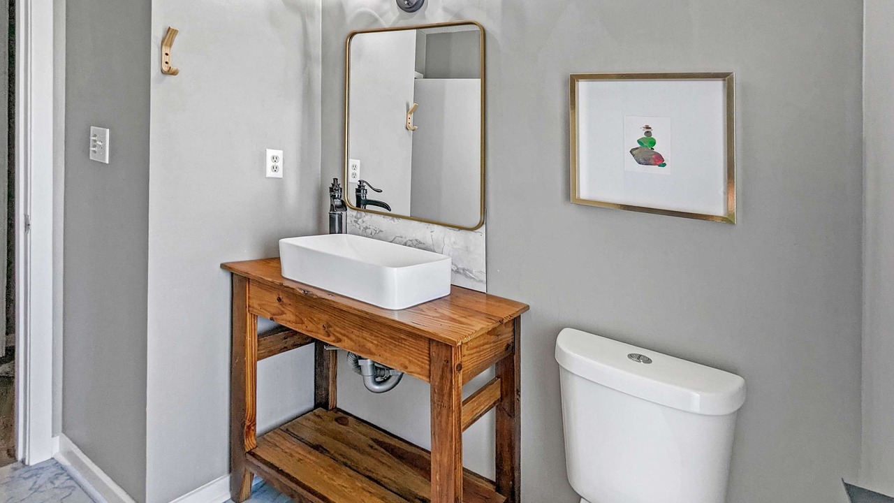 Photo of Bathroom in Ocean Ridge