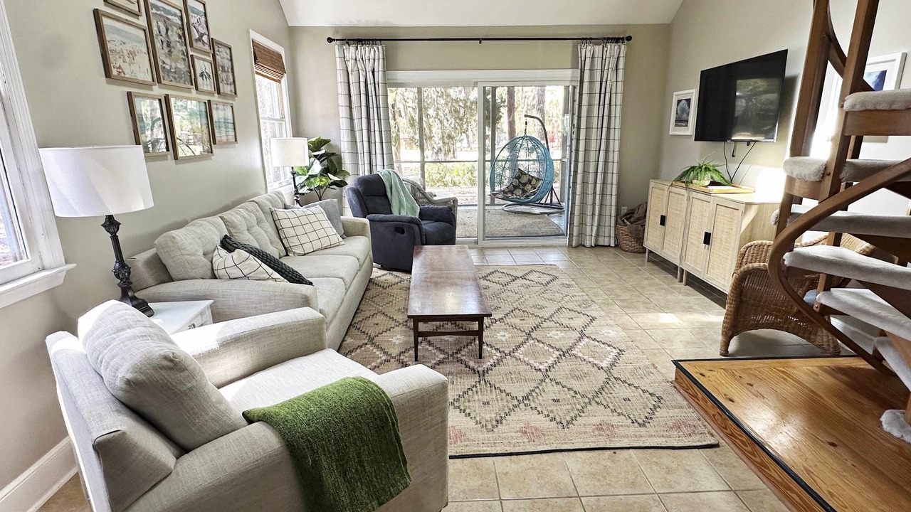Photo of Livingroom in Ocean Ridge