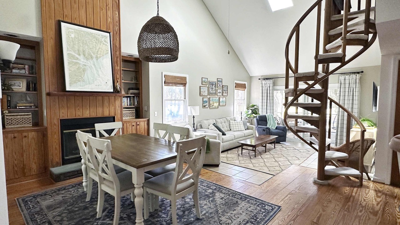 Photo of Livingroom in Ocean Ridge