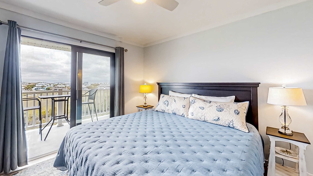 Photo of Bedroom in Edisto Island