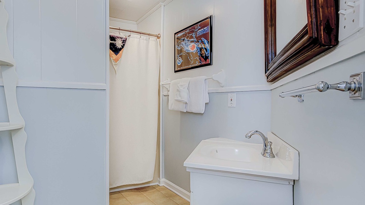 Photo of Bathroom in Edisto Island