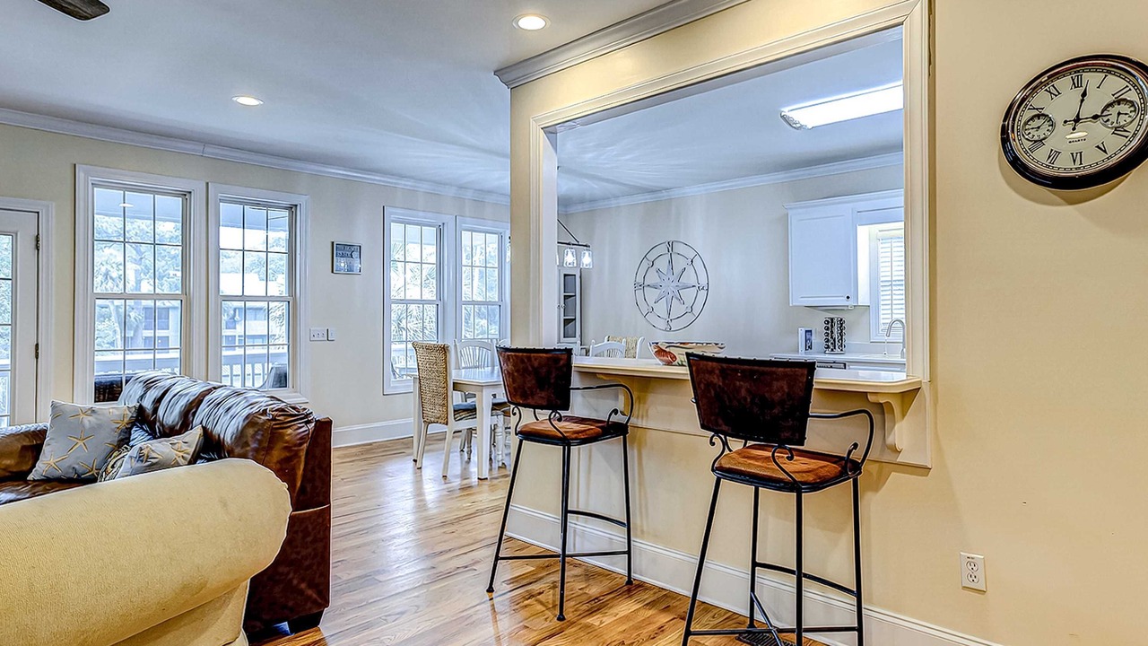 Photo of Livingroom in Ocean Ridge