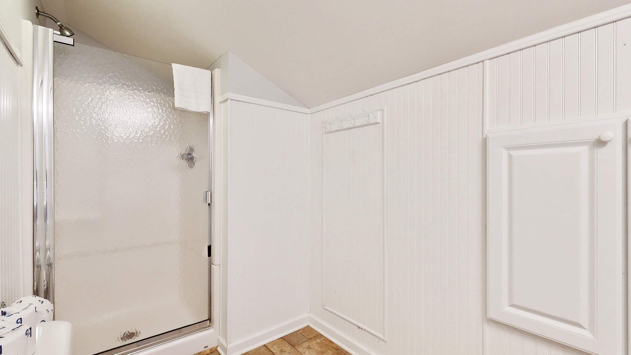 Photo of Bathroom in Summerwind Villas