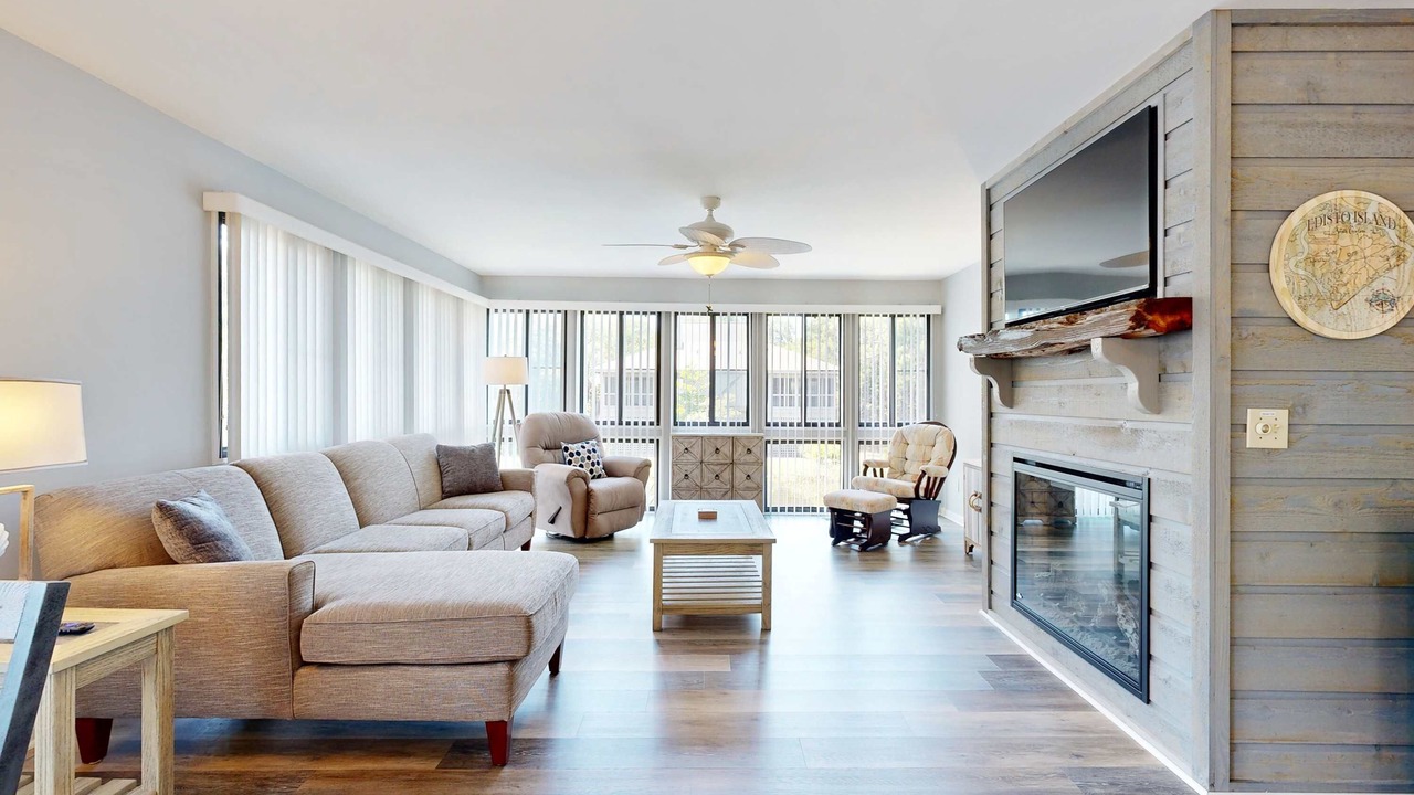 Photo of Livingroom in Summerwind Villas