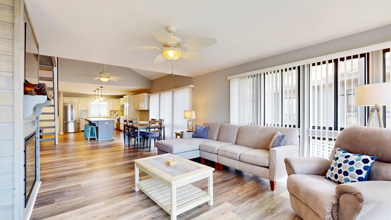 Photo of Livingroom in Summerwind Villas