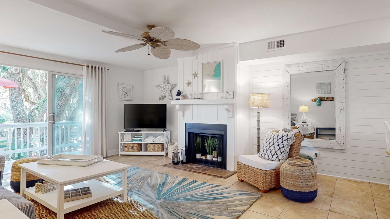 Photo of Livingroom in Ocean Ridge