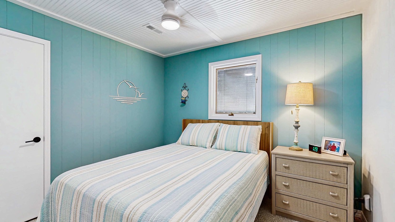 Photo of Bedroom in Edisto Island