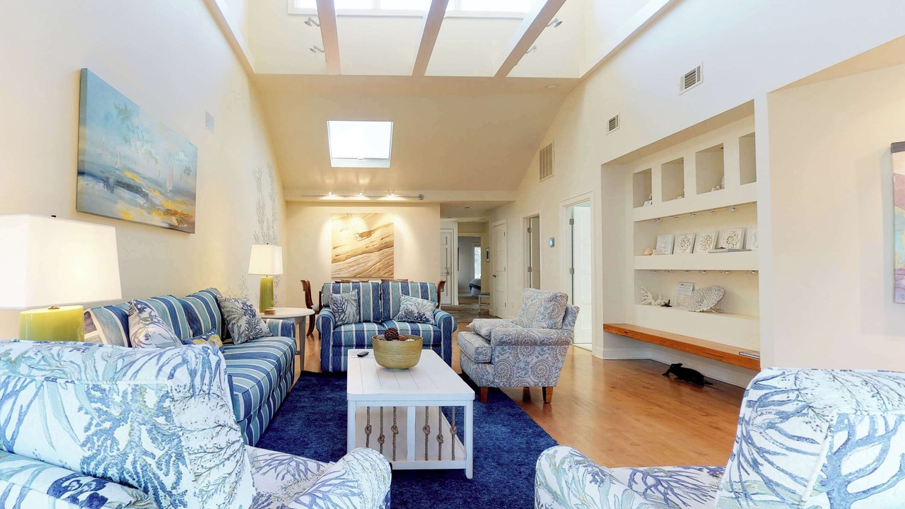 Photo of Livingroom in Beach Lagoon