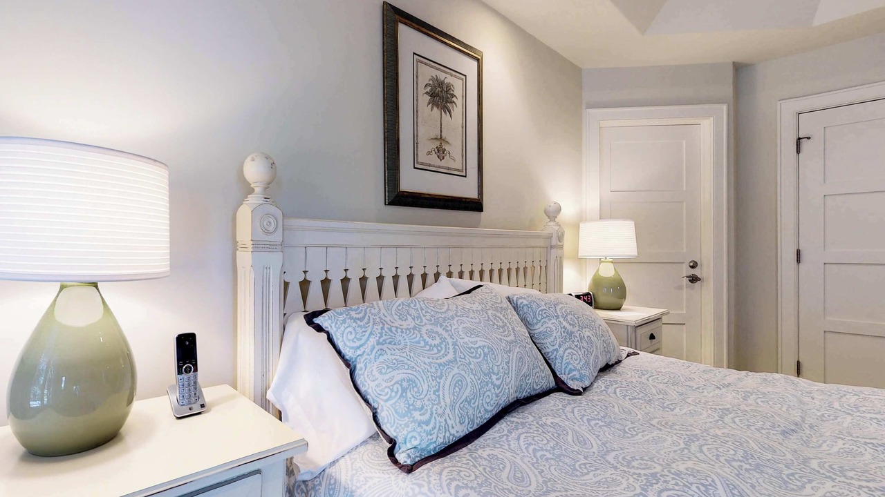 Photo of Bedroom in Beach Lagoon