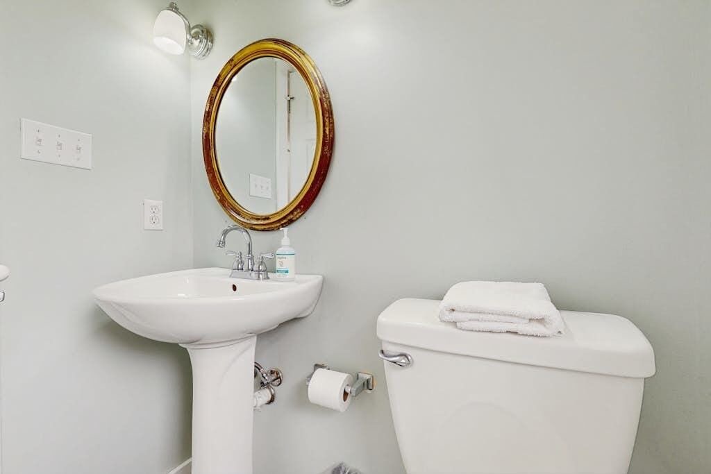 Photo of Bathroom in Edisto Island