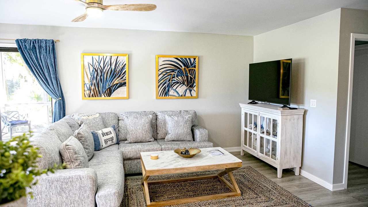 Photo of Livingroom in Ocean Ridge