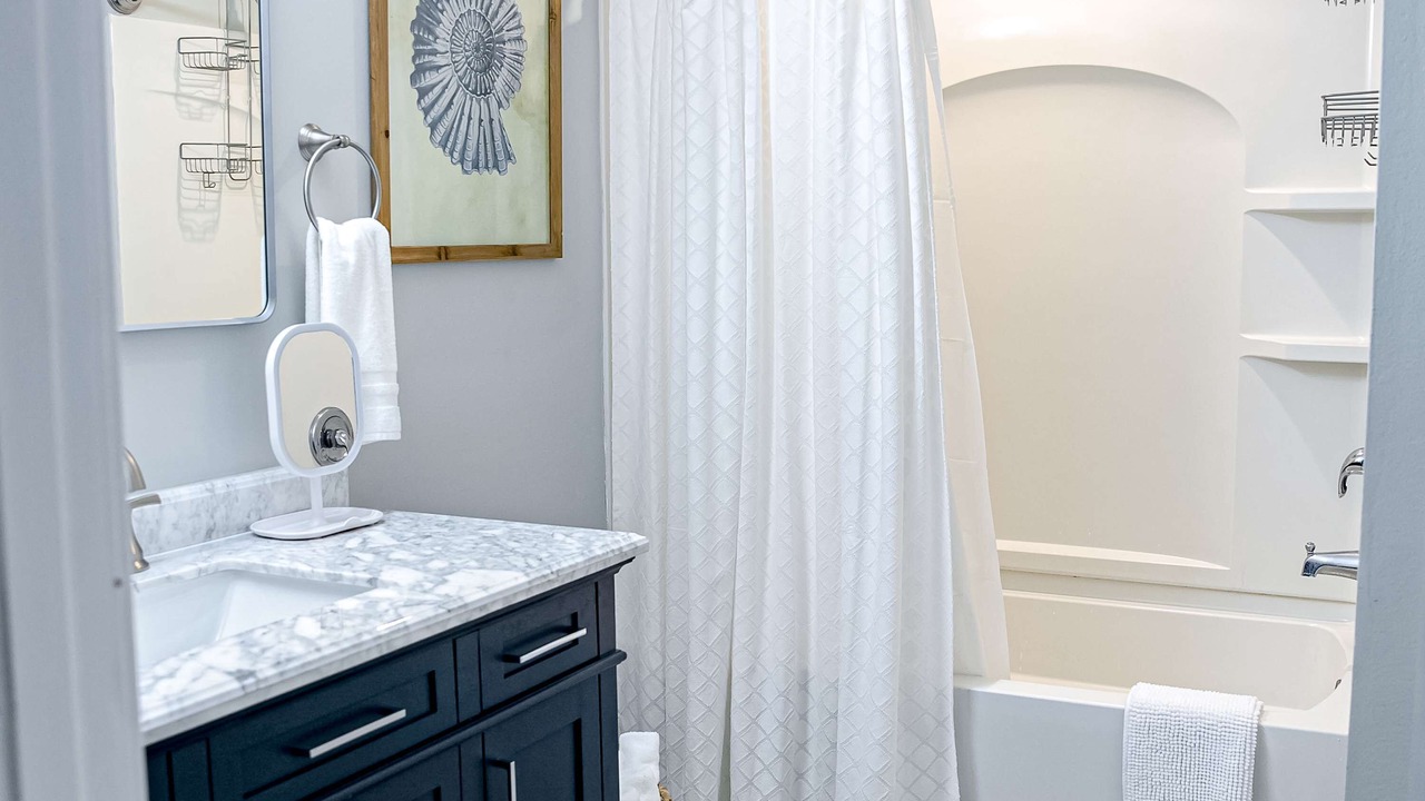Photo of Bathroom in Ocean Ridge