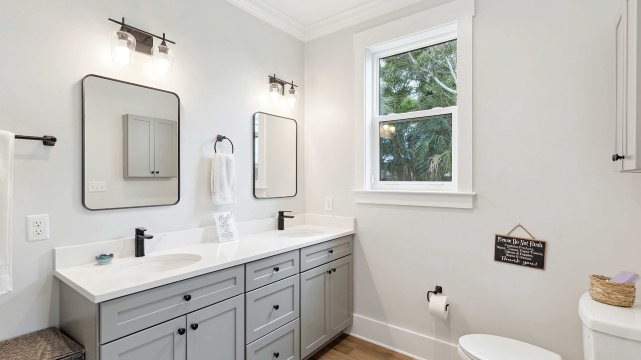Photo of Bathroom in Edisto Island