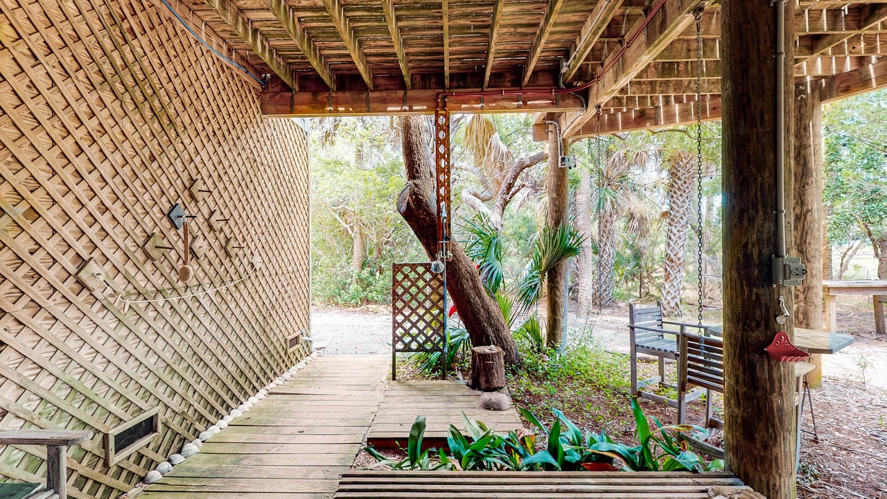 Photo of Patio Balcony in Edisto Island