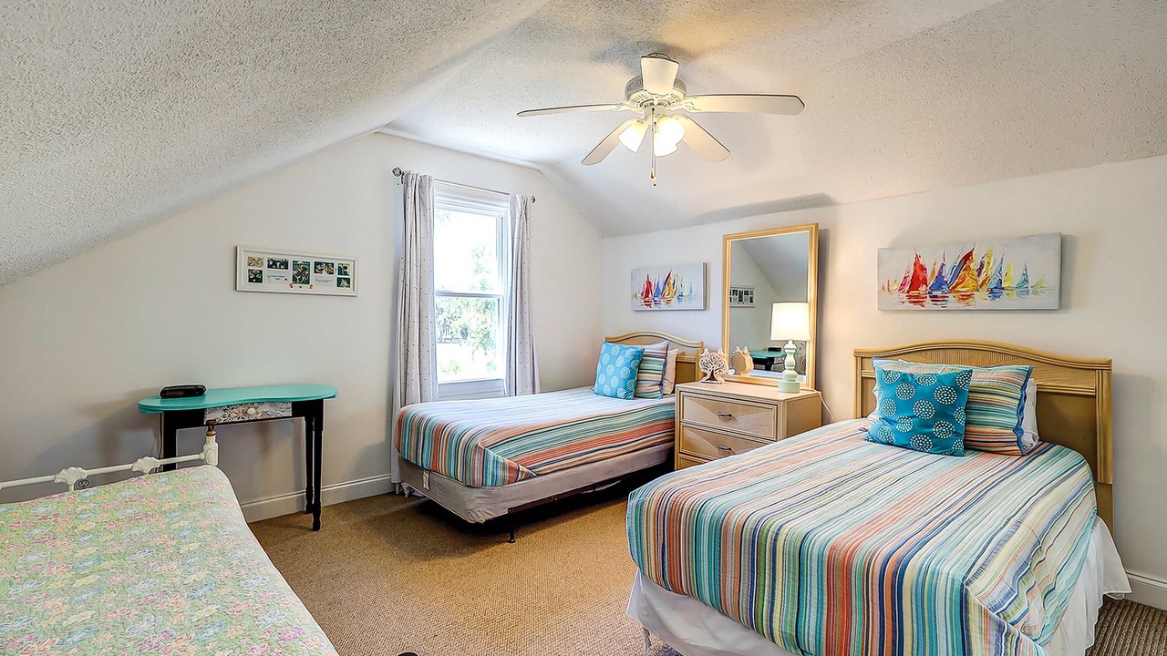 Photo of Bedroom in Oak Grove