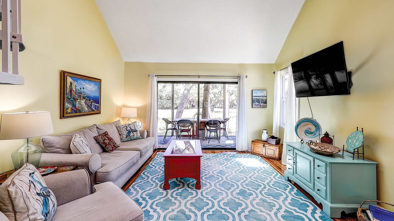 Photo of Livingroom in Oak Grove
