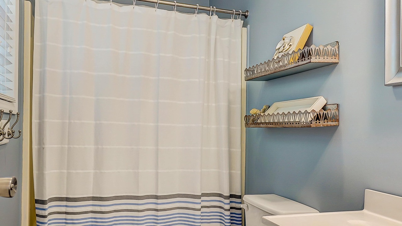 Photo of Bathroom in Edisto Island