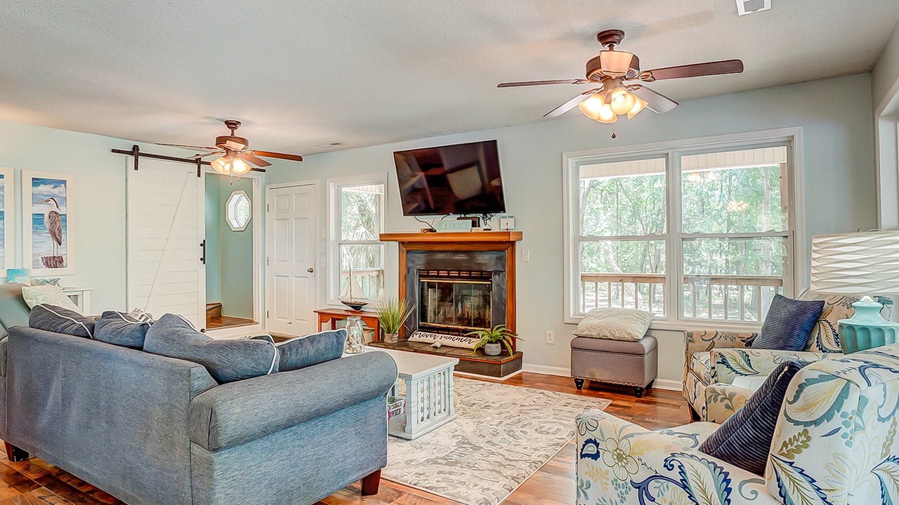 Photo of Livingroom in Edisto Island