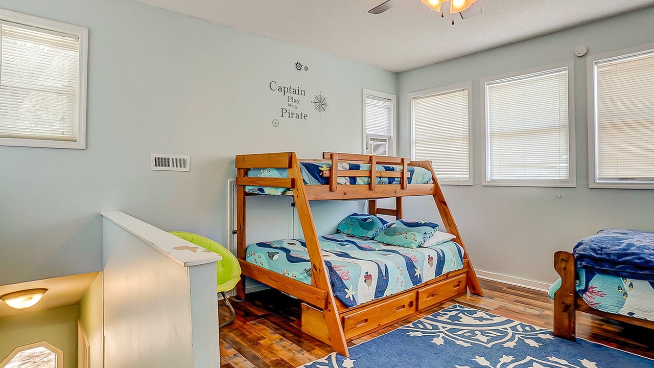 Photo of Bedroom in Edisto Island
