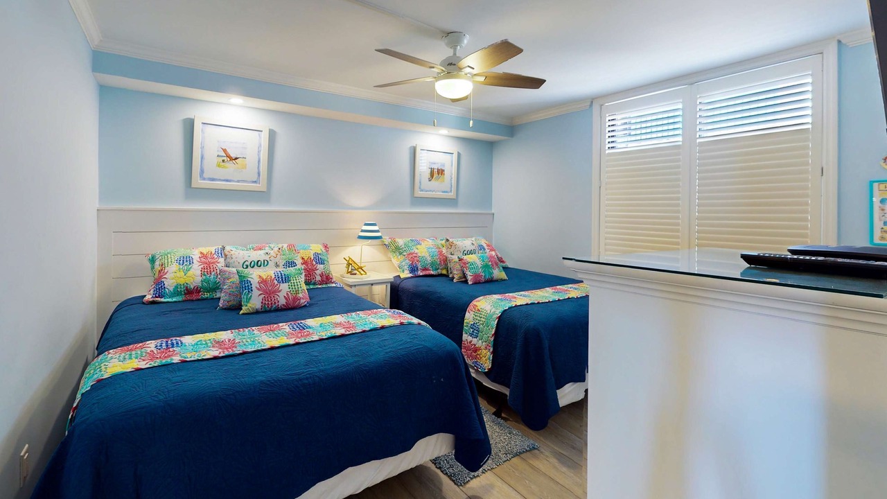 Photo of Bedroom in Folly Field