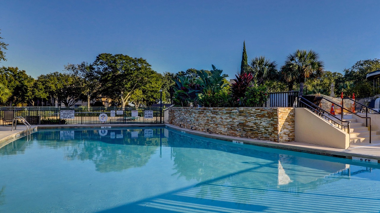 Photo of Outdoor in Folly Field