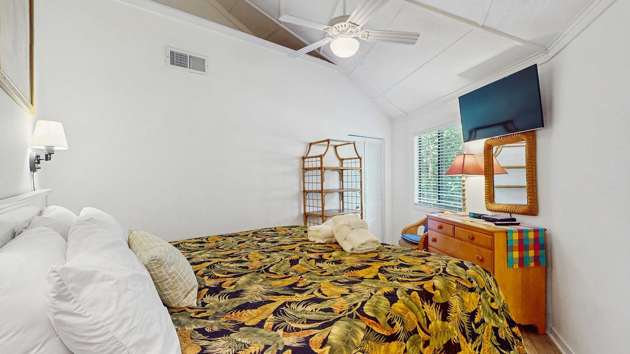 Photo of Bedroom in Night Heron