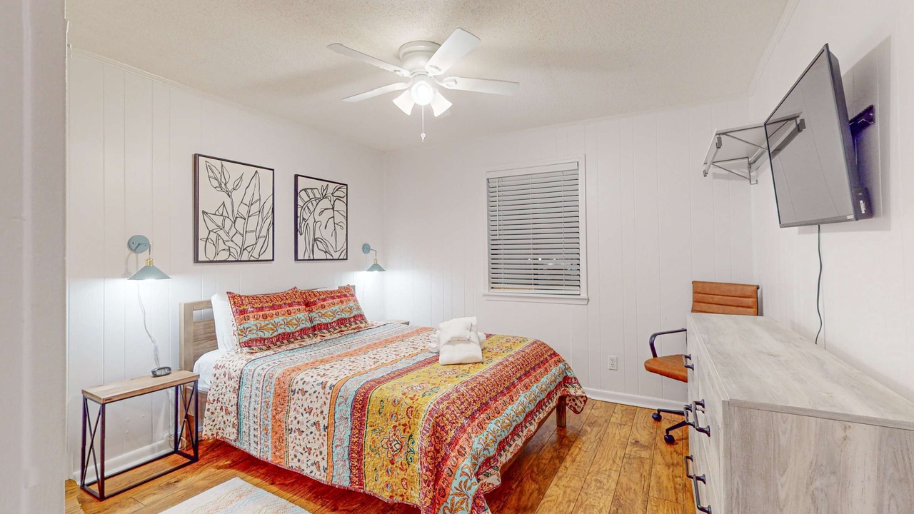 Photo of Bedroom in North Forest Beach