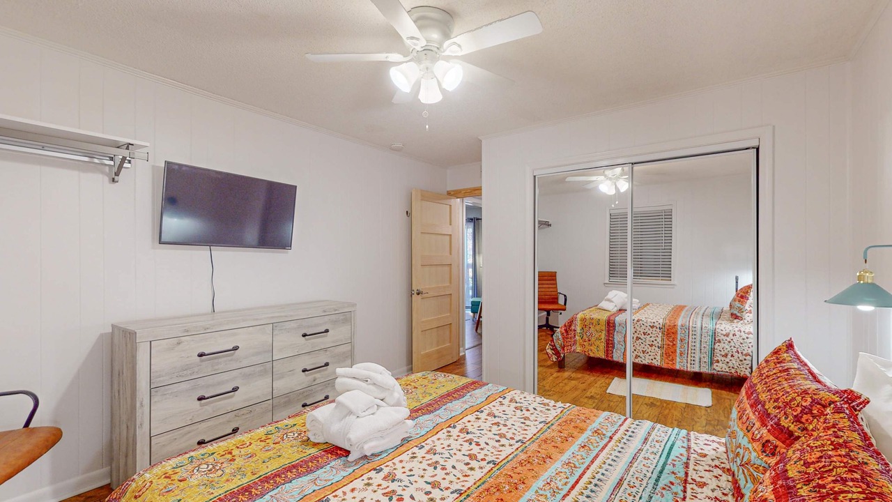 Photo of Bedroom in North Forest Beach
