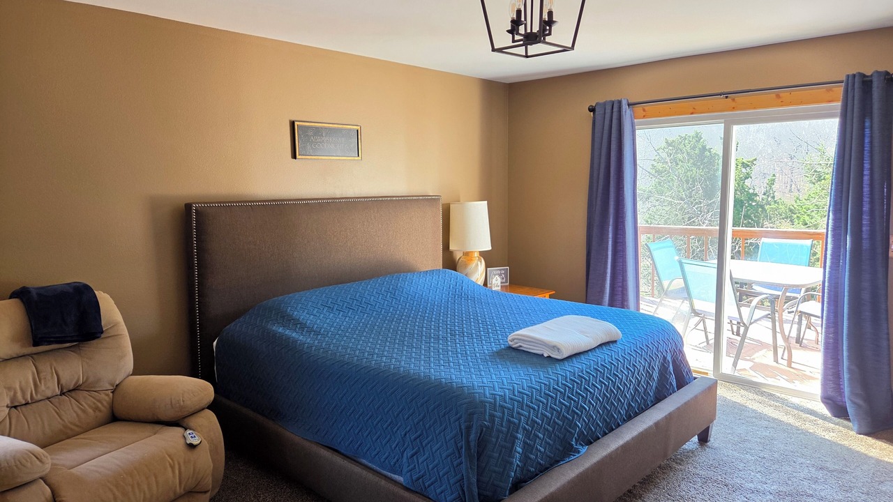 Photo of Bedroom in Lost Bridge Village