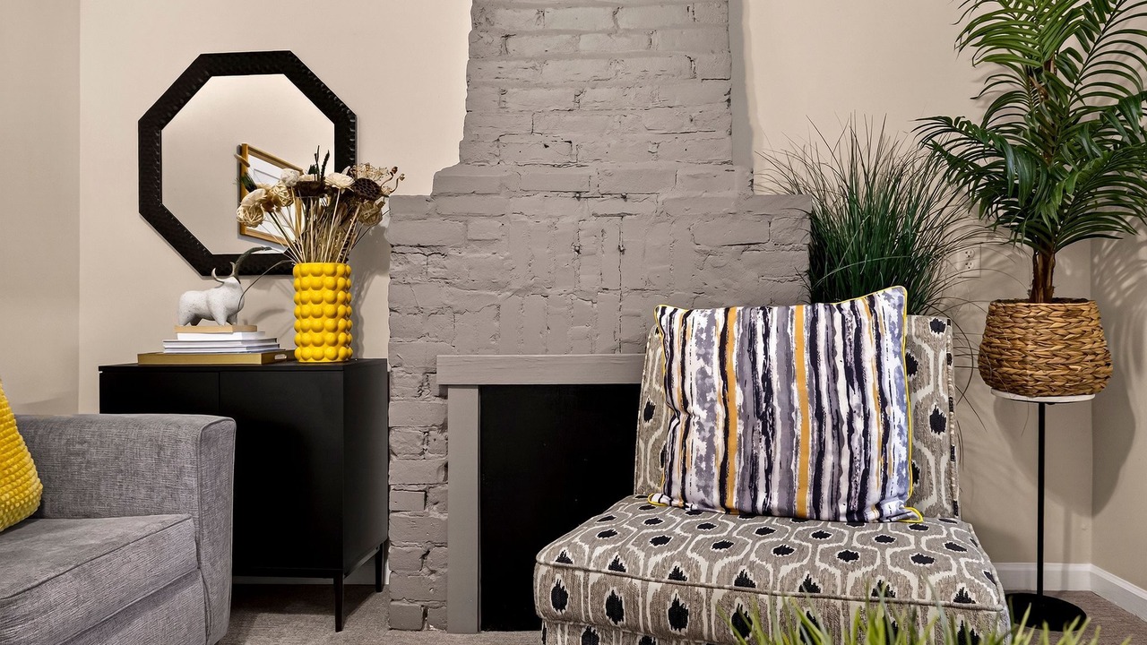 Photo of Livingroom in Metropolitan