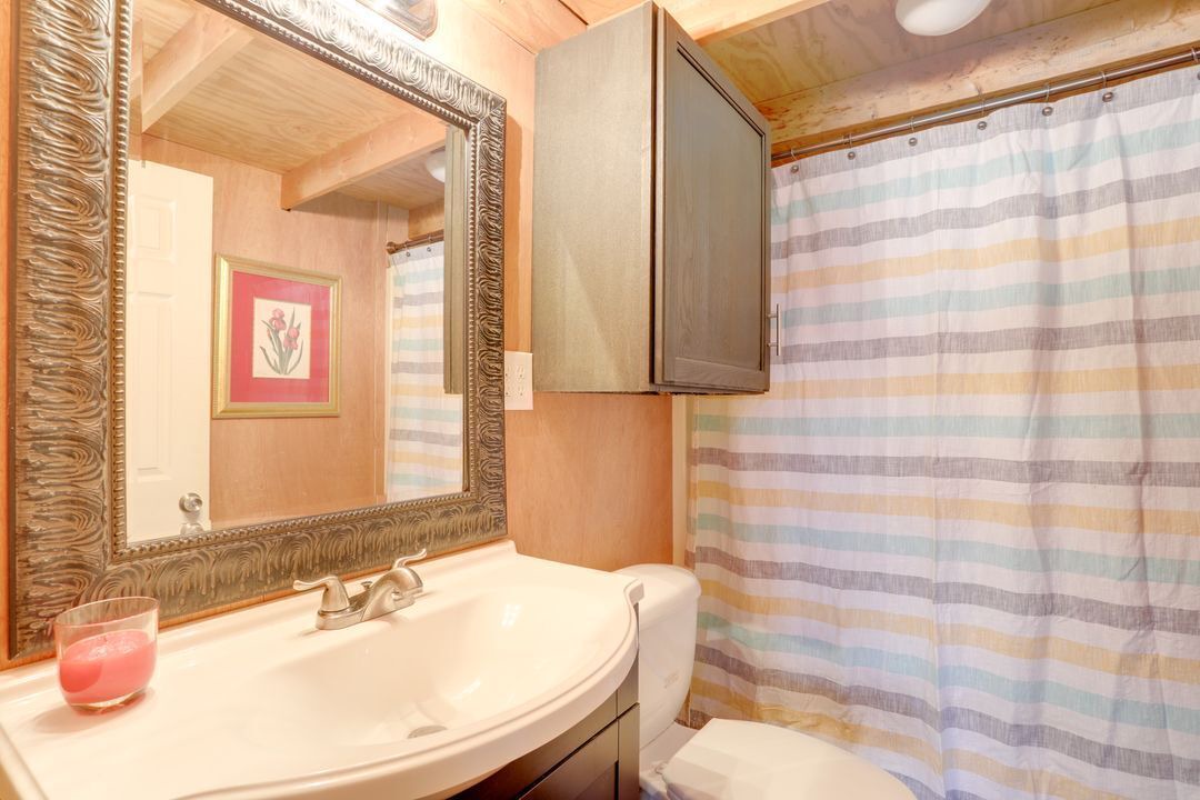 Photo of Bathroom in Clinton