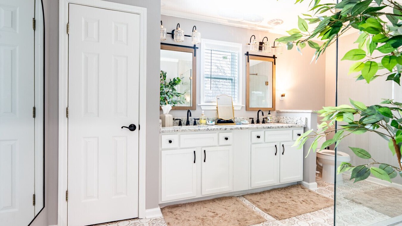 Photo of Bathroom in Southaven