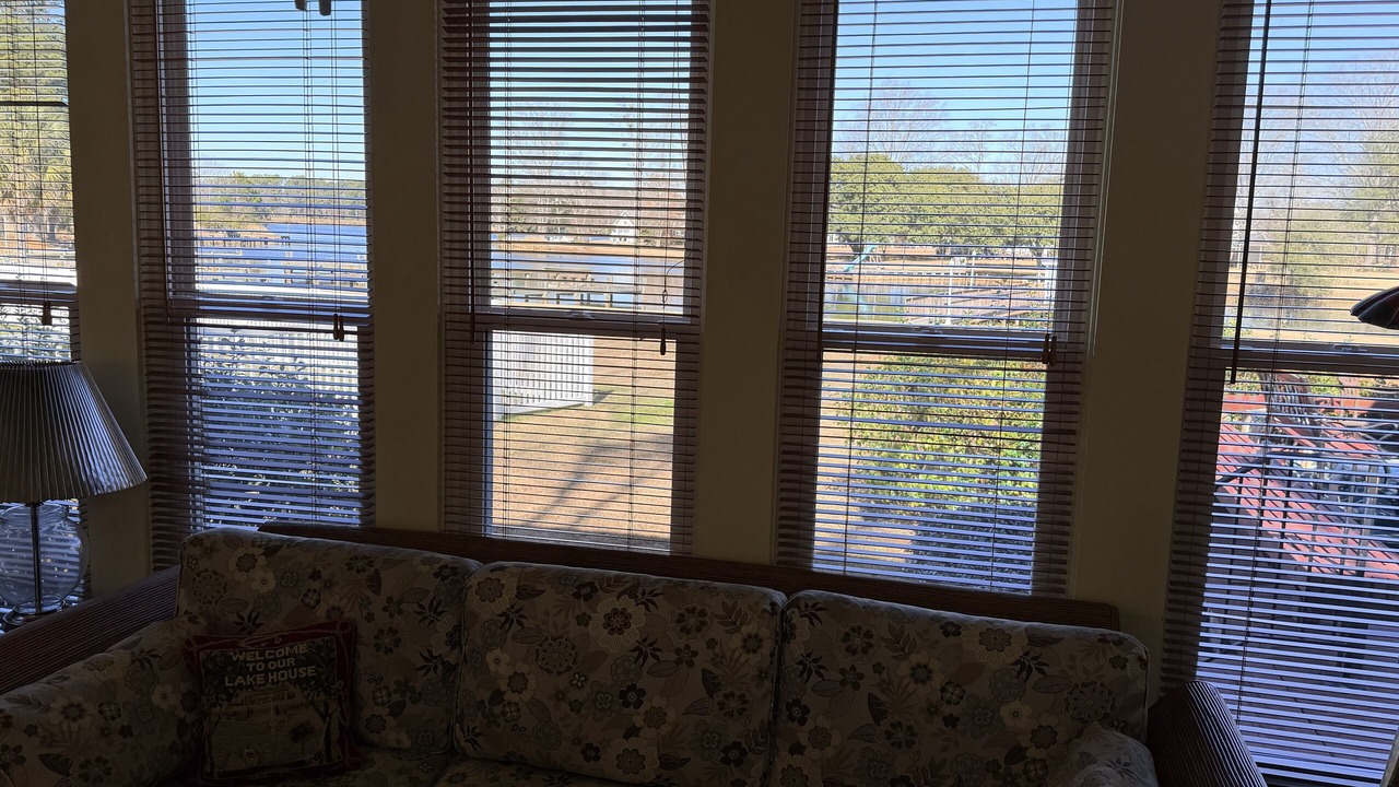 Photo of Livingroom in Summerton
