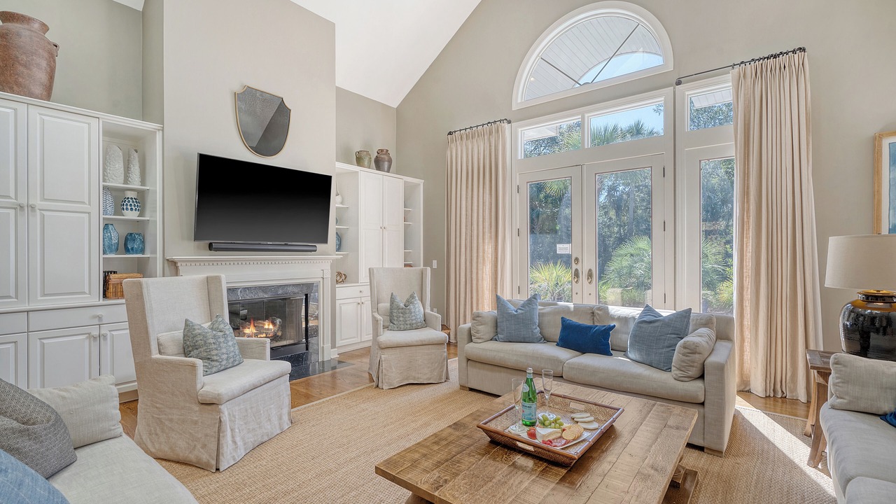 Photo of Livingroom in Vanderhorst Plantation