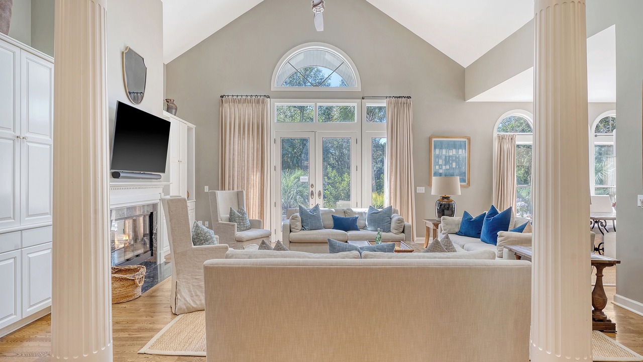 Photo of Livingroom in Vanderhorst Plantation