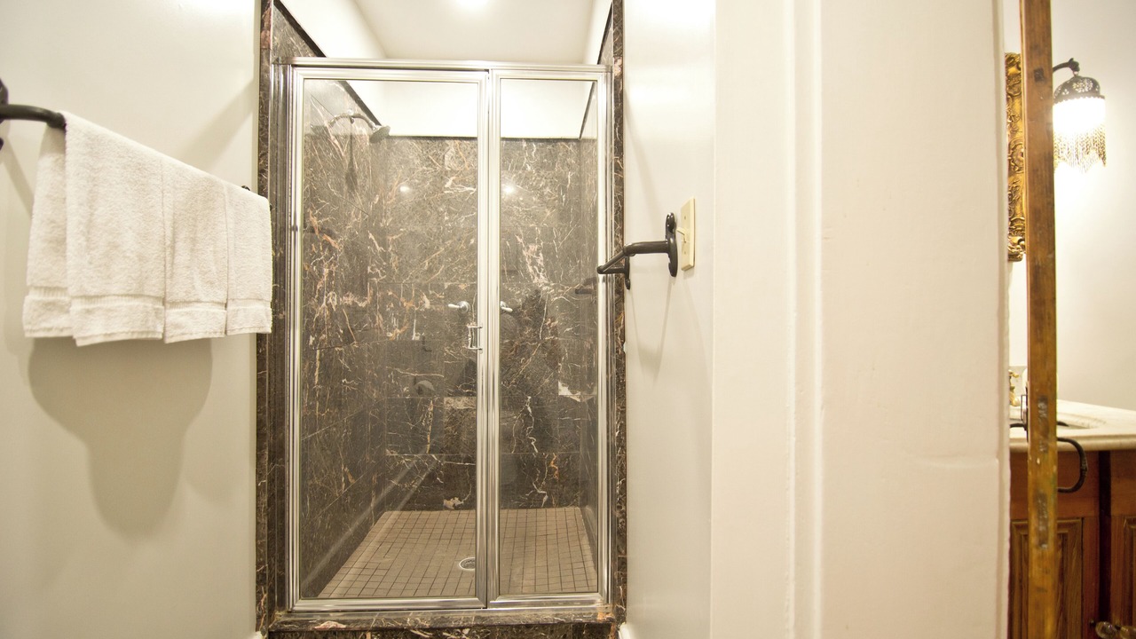 Photo of Bathroom in Treme