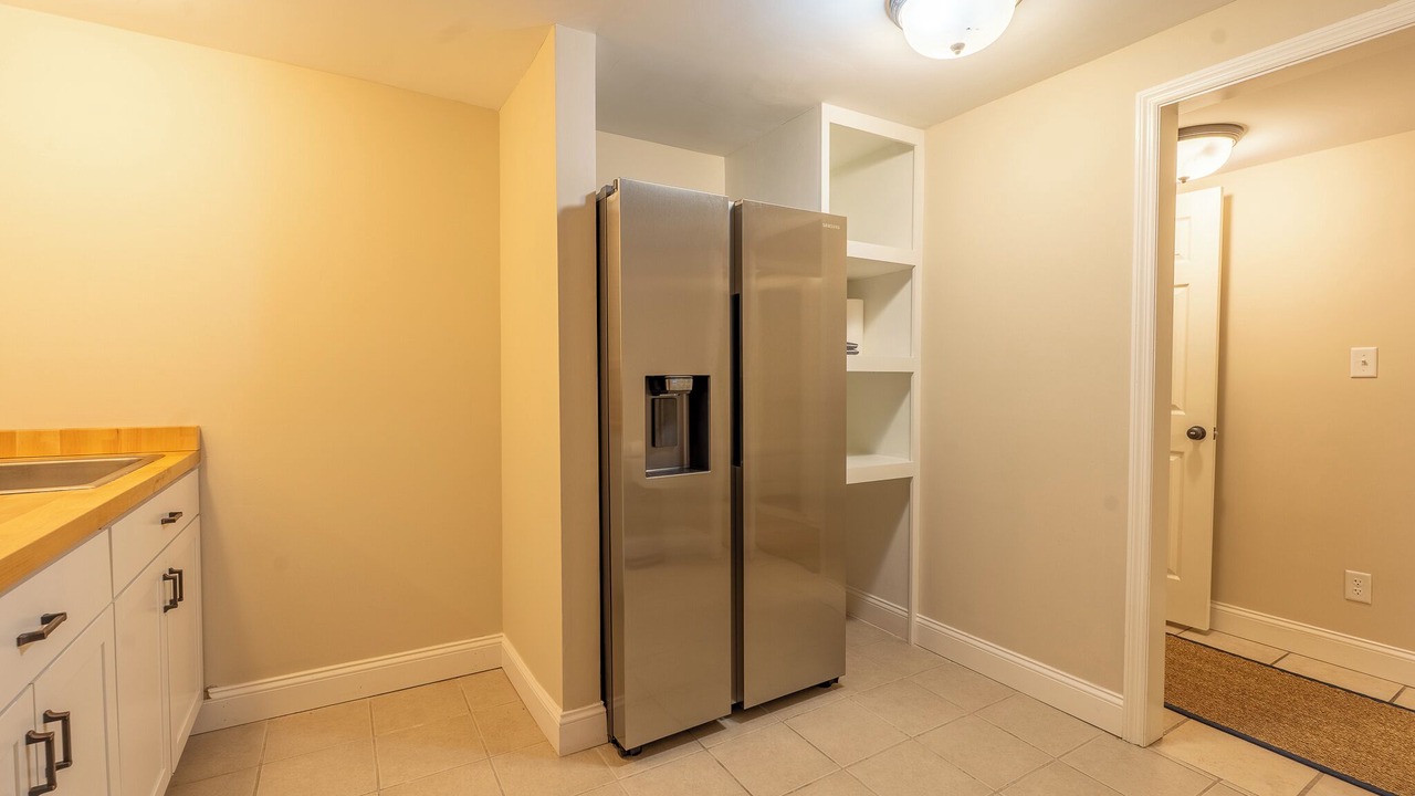 Photo of Others in Thunderbolt