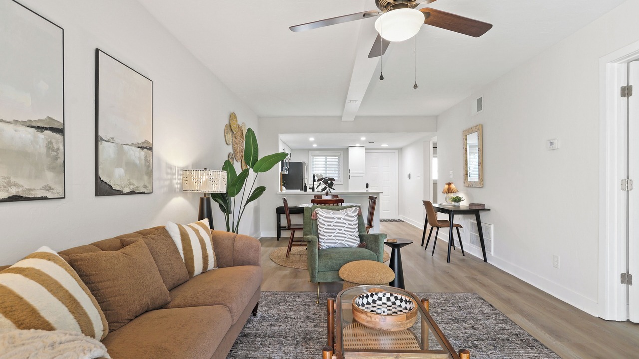 Photo of Livingroom in Montgomery