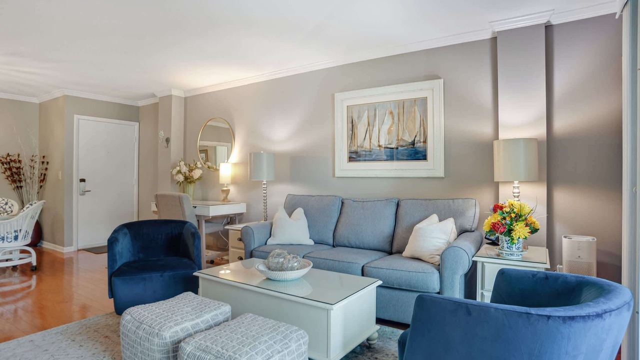 Photo of Livingroom in Harbour Town