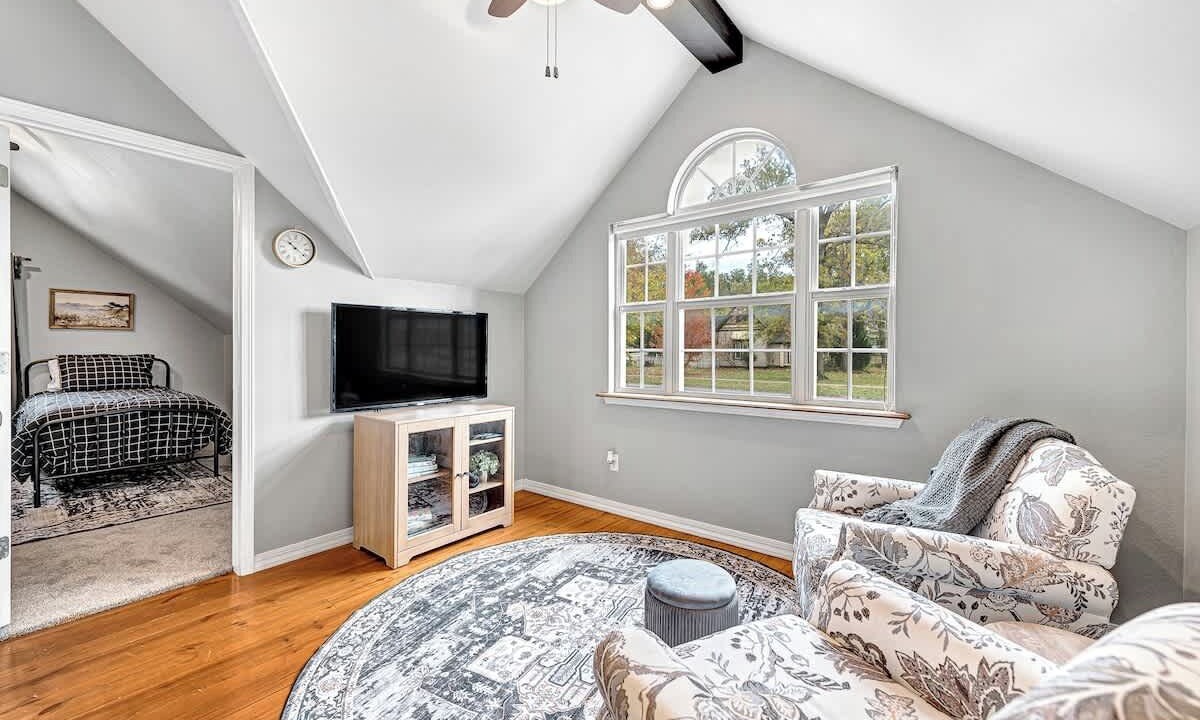 Photo of Livingroom in Siloam Springs