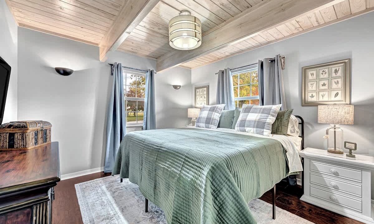 Photo of Bedroom in Siloam Springs