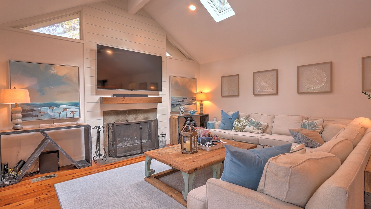 Photo of Livingroom in Heritage Woods